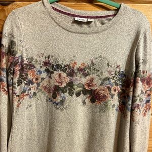 Floral long-sleeved sweater
